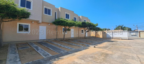 Townhouse En Venta En Santa Fe Mls 23-26046 Yohana Hidalgo 