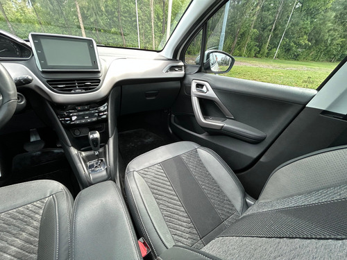Peugeot 208 1.6 Allure Nav Tiptronic