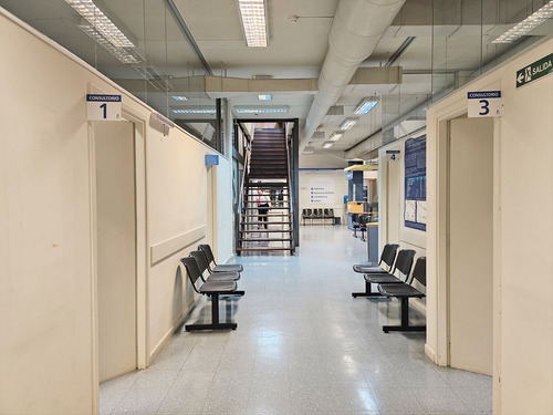 Oficina - Alquiler O Venta - Centro - Oportunidad