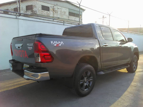 Imagen 3 de 14 de Toyota Hilux