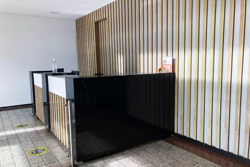 Consultorio En Arriendo/venta En Bella Suiza. Cod A1509