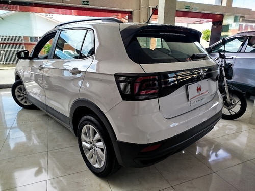 Volkswagen T-Cross 1.0 200 TSI TOTAL FLEX AUTOMÁTICO