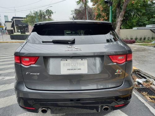 Imagen 5 de 11 de Jaguar F Pace S V6 2019