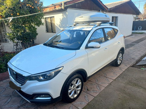MG Zs 1.5 STD MT 5P