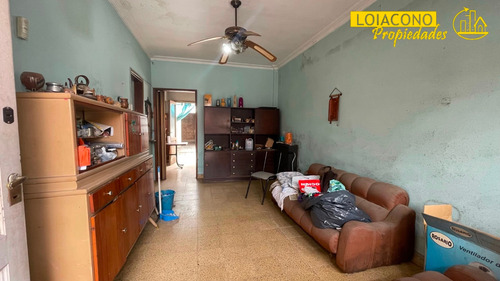Imagen 2 de 14 de Casa 4amb C/patio - Pje. Alfarero 4100- Loiacono Propiedades