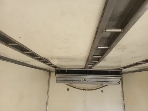 Furgón Aislado Con Refrigeración
