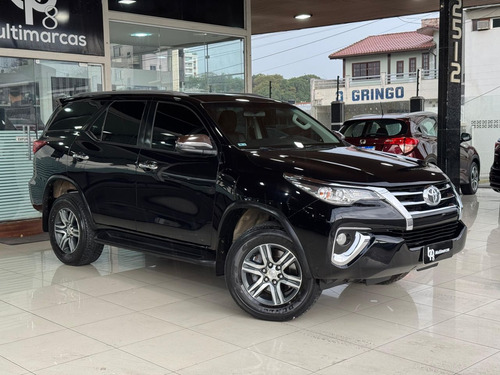 Toyota Hilux SW4 SW4 SRV 4x2 2.7 Flex 16V Aut.