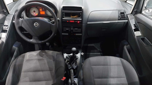 Fiat Idea 2007 1.4 Elx Flex 5p