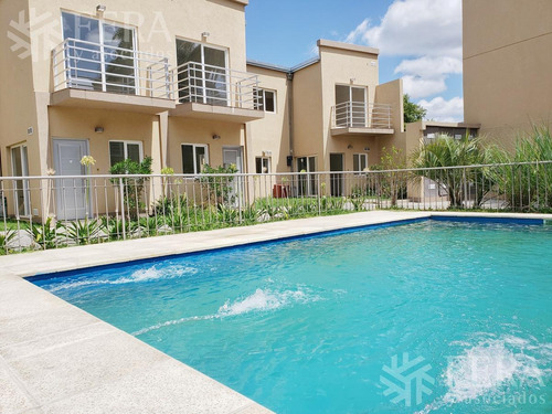 Imagen 15 de 17 de Venta De Departamento 3 Ambientes En Bernal (24224)