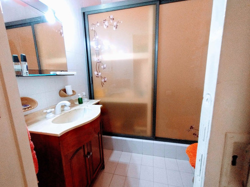 Casa 3 Ambientes Villa Luzuriaga Venta Mas Departa
