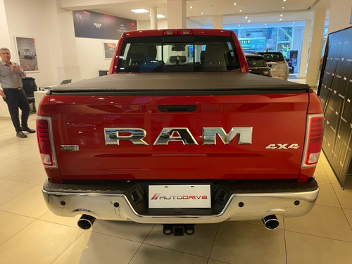 Imagen 2 de 25 de Ram 1500 At8 Laramie 5.7l V8 Cap/ Dep Concesionario Oficial