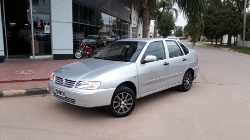 Vw Polo Classic 1.9 Sd Comfortline 2005 Financiado