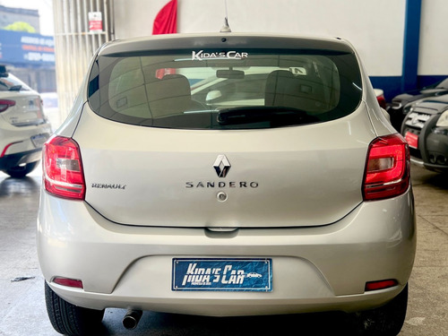 Renault Sandero 1.0 AUTHENTIQUE 16V FLEX 4P MANUAL