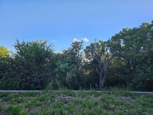 Venta Lote Con Vista En Mendiolaza, Valle Del Sol.