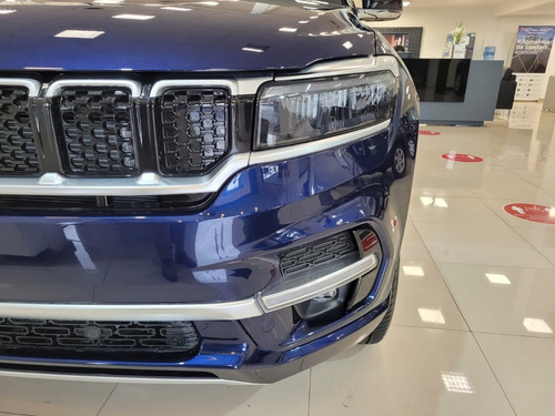 Imagen 5 de 17 de Jeep Commander Overland 2023 0km