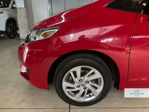 Honda Fit 1.5 LX 6MT HB