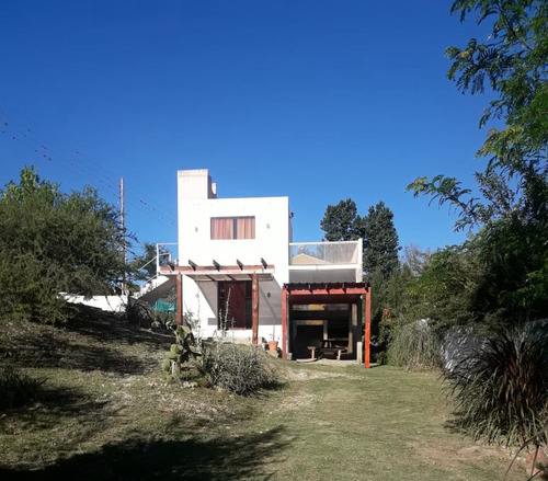 Alquilo Casa Para Flias, Jóvenes, Y Despedidas De Solteros/as, A Metros Del Rio San Antonio, Villa Carlos Paz