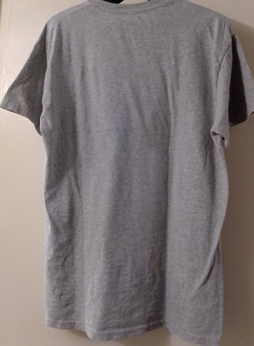 Saved By The Bell / Camiseta Gris Universal Como Nueva (Usado)