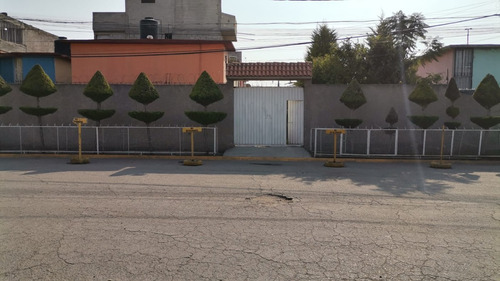 Casa En Venta Solo Contado (pagandose Con Fovisste) Sobre Av Principal Fracc La Guadalupana Ecatepec De Morelos Estado De Mexico  P