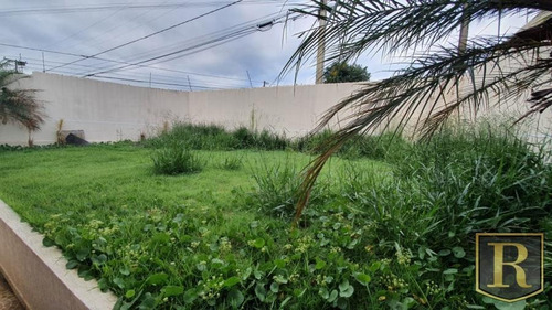 Casa Para Venda Em Guarapuava, Bonsucesso, 3 Dormitórios, 1 Suíte, 2 Banheiros, 6 Vagas - Cs-0032_2-1004250