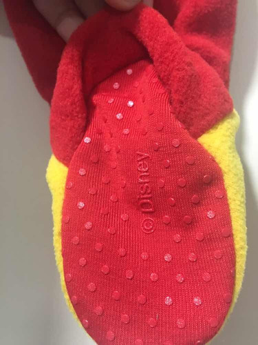 Imagen 5 de 6 de Enterizo De Bebé Navideño, De Disney, Talla 0/3 Meses