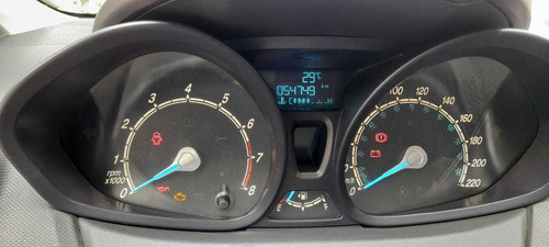 Imagem 8 de 15 de Ford Fiesta 1.5 Hatch 2013, O Mais Novo Da Cidade, Não Perca
