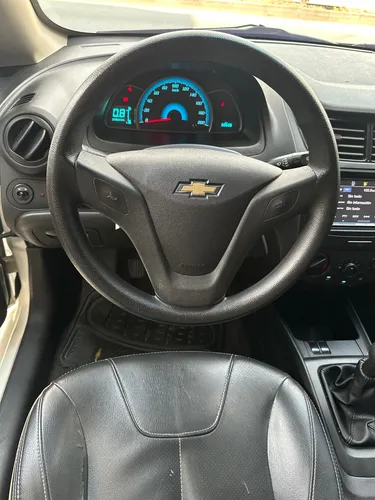 Chevrolet Onix 1.4 Lt