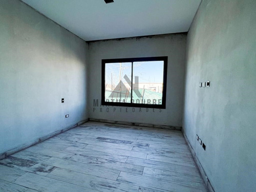 Casa En Venta En Barrio Privado Santo Tomas, G.b.a. Zona Norte