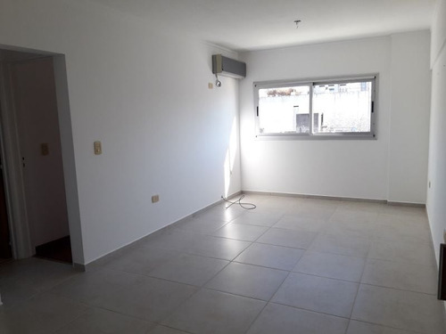 59 E/13 Y 14 - 1 Dormitorio - Baum Propiedades