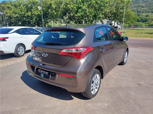 Imagem 8 de 12 de Hyundai Hb20 1.0 Comfort Plus 12v Flex 4p Manual