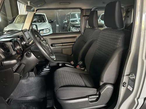 Suzuki Jimny 1.5 Mt Glx