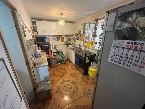 Casa En Venta De 3 Dorm. En Quilicura