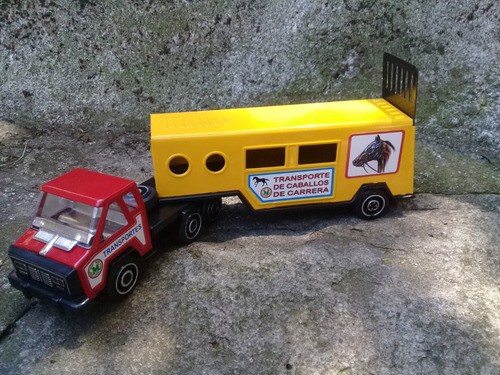 Gorgo Camion Transporte De Caballos Coleccion Devoto Hobbies