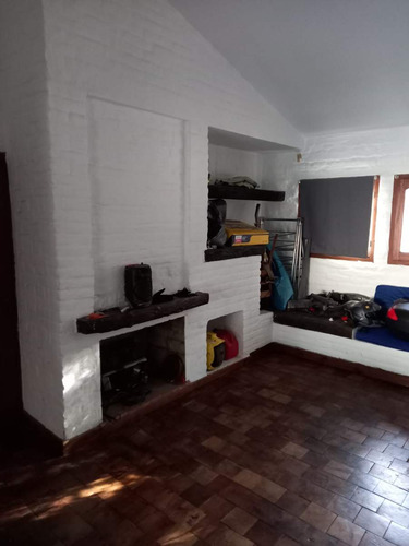 Casa En Venta, Tres Dormitorios, Pileta Y Gge Dos Autos