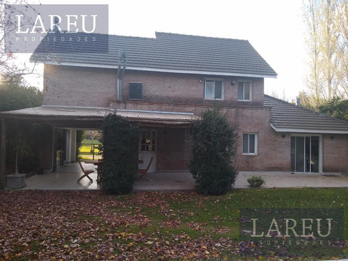 Imagen 2 de 30 de Casa Venta - Club De Campo Pueyrredon
