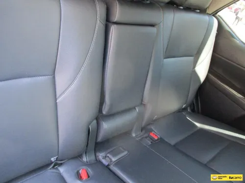 Toyota Fortuner Srv Diesel 2.4 Turbo At Aa