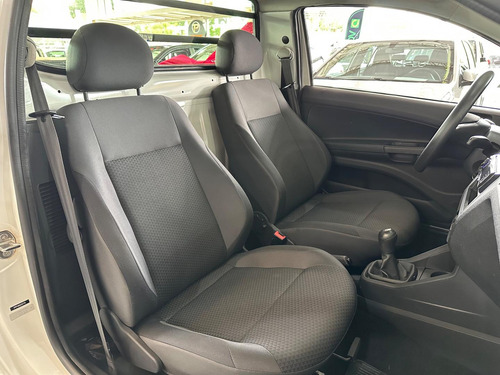 Volkswagen Saveiro Robust 1.6 Total Flex 8v