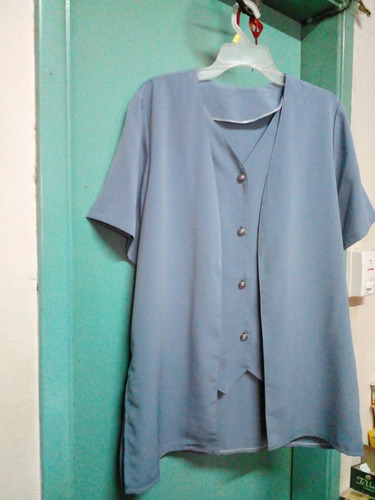 Vendo Blusa Estilo Camisa ( Leer Bien )