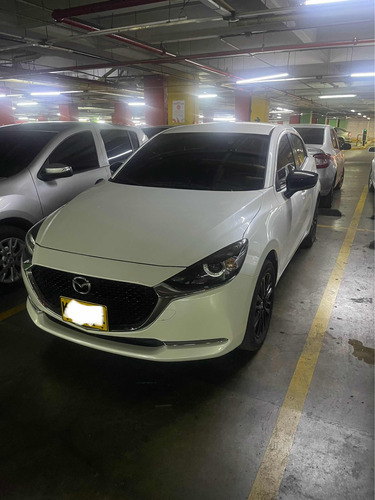 Mazda 2 Hatch Carbón Edition