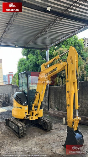 Mini-escavadeira New Holland E35b Ref.236544