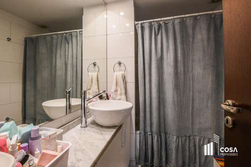 En Venta Departamento 3 Dormitorios Con Patio Y Cochera Centro Rosario