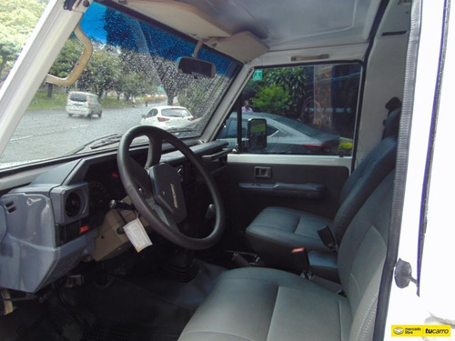 Toyota Land Cruiser Carevaca