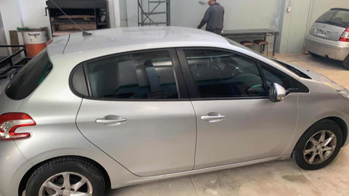 Peugeot 208 1.5 Allure Touchscreen 2015