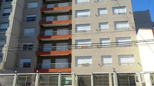 Imagen 2 de 20 de Edificio - Moron