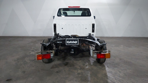 Nissan NP300 2.5 NP300 CHASIS CABINA