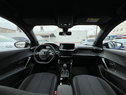 Peugeot 2008 1.0T Allure