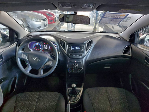 Imagem 12 de 13 de Hyundai Hb20 1.0 Unique 12v Flex 4p Manual