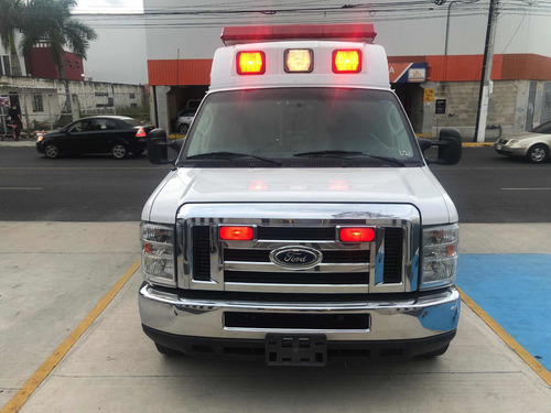 Imagen 2 de 15 de Ford Ambulancia T2 Econoline