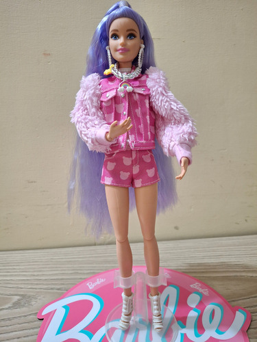 Barbie Extra 6, 2021 (Usado)