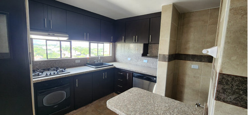 Venta Apartamento De116mts2 En Gran Limonar, Sur De Cali 11027.e